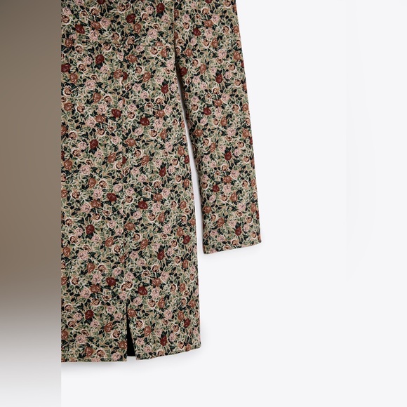 Zara floral dress - Picture 3 of 5